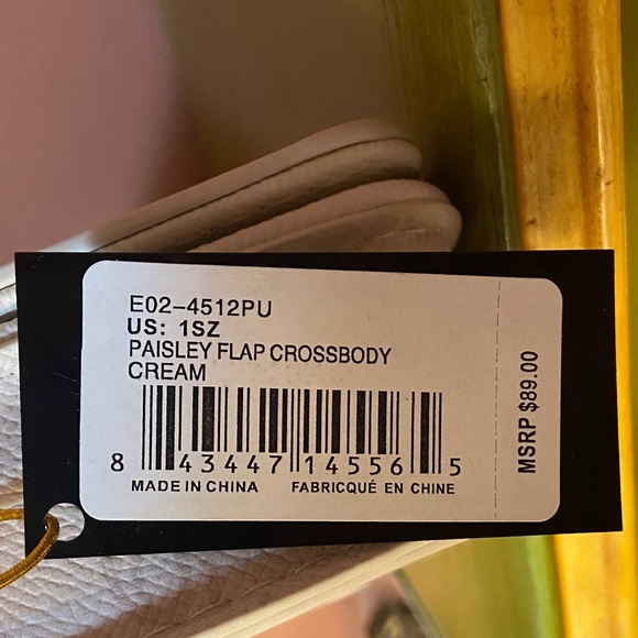 Bebe Los Angeles NWT Cream and White Crossbody Shoulder Bag 7.5x5x2 - Picture 6 of 6